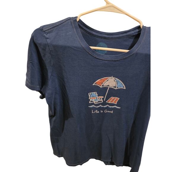 Life Is Good Classic Fit Tee M Womens Beach Umbrella Short Sleeve Blue Crew Neck - Picture 2 of 6